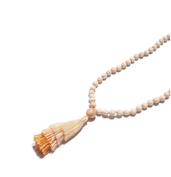 Senza Necklace in Sand